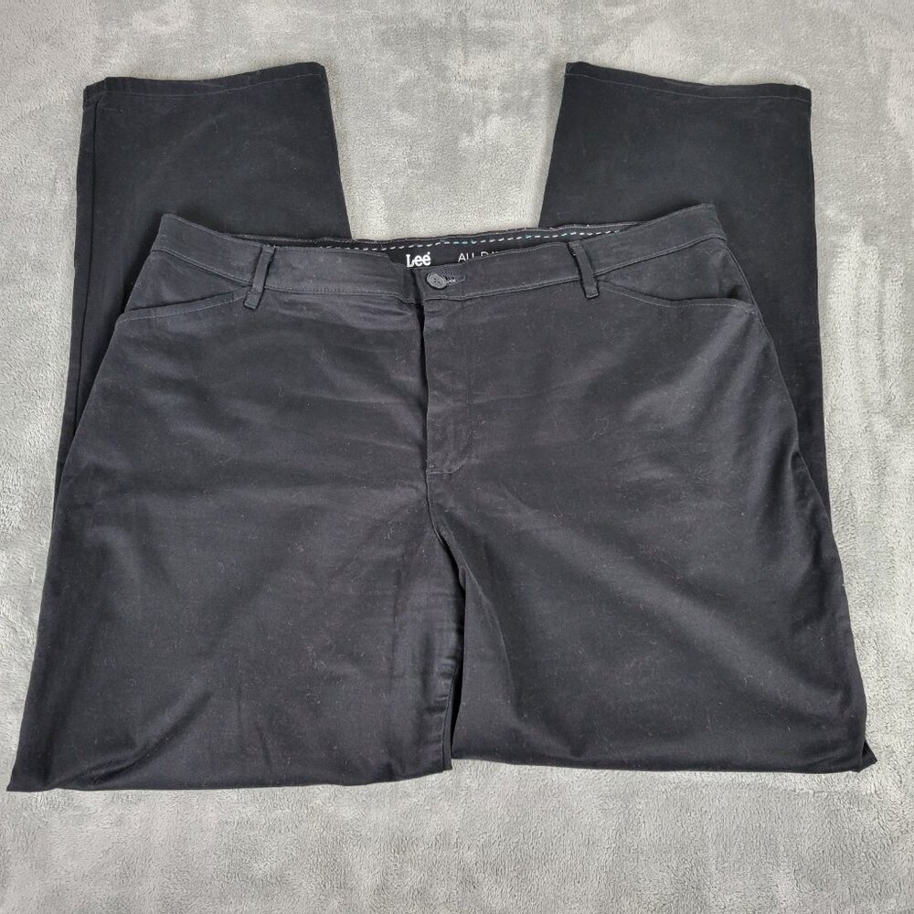 Lee Women's 18 Plus All Day Straight Leg Pants Black Elastic Waist BLA80E
